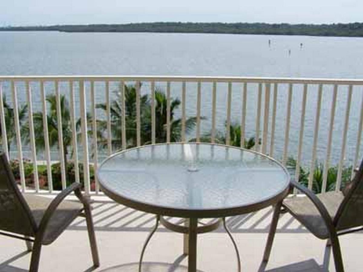 Boca Ciega Resort By Travel Resort Services เซนต์ปีเตอร์สเบิร์ก ภายนอก รูปภาพ