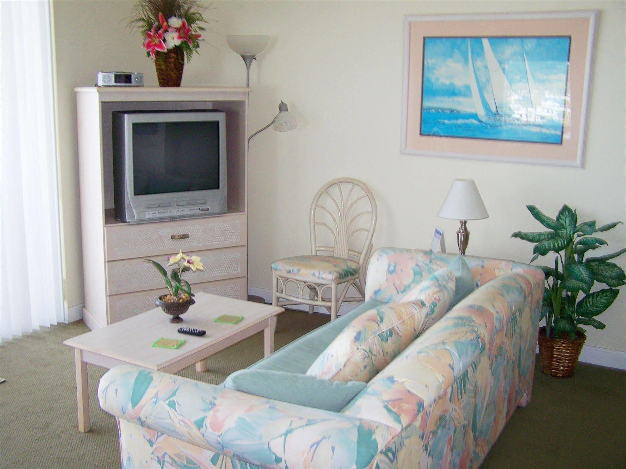 Boca Ciega Resort By Travel Resort Services เซนต์ปีเตอร์สเบิร์ก ภายนอก รูปภาพ
